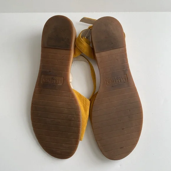 Kenneth Cole Reaction Jolly Burnt Mustard Suede Leather Upper Sandal Size 10 - Picture 8 of 11